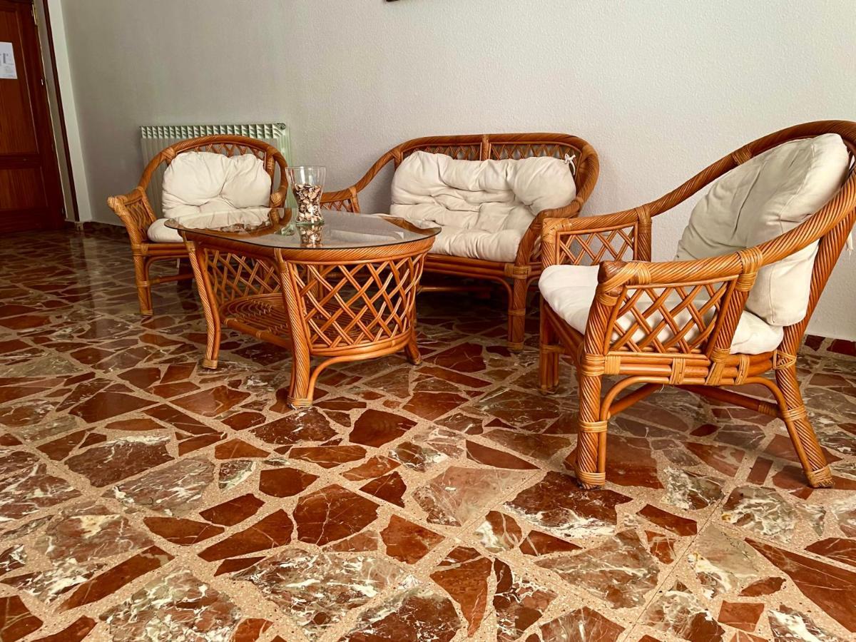 Hostal Torresmancha Ла Гуардия Екстериор снимка
