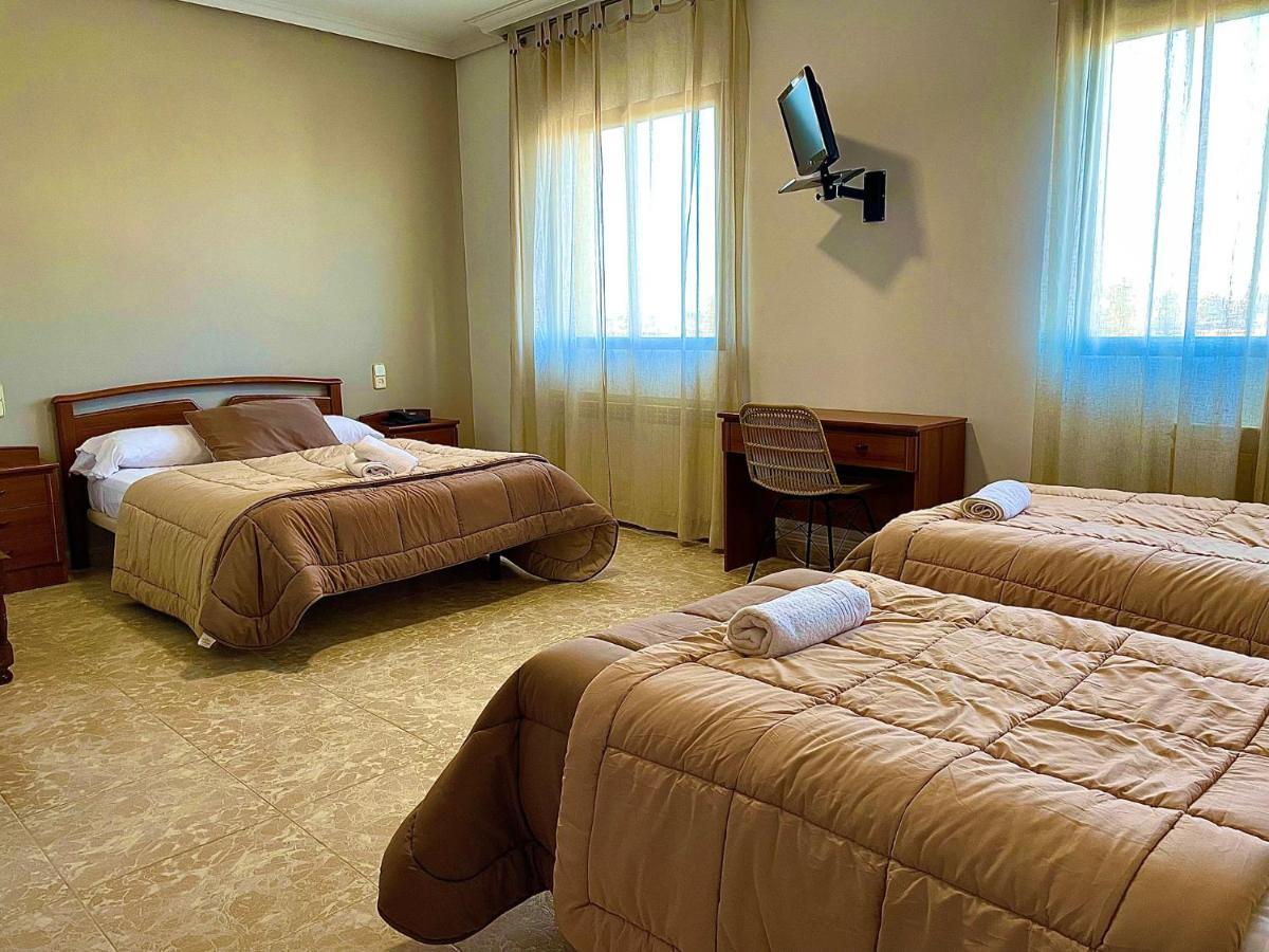 Hostal Torresmancha Ла Гуардия Екстериор снимка