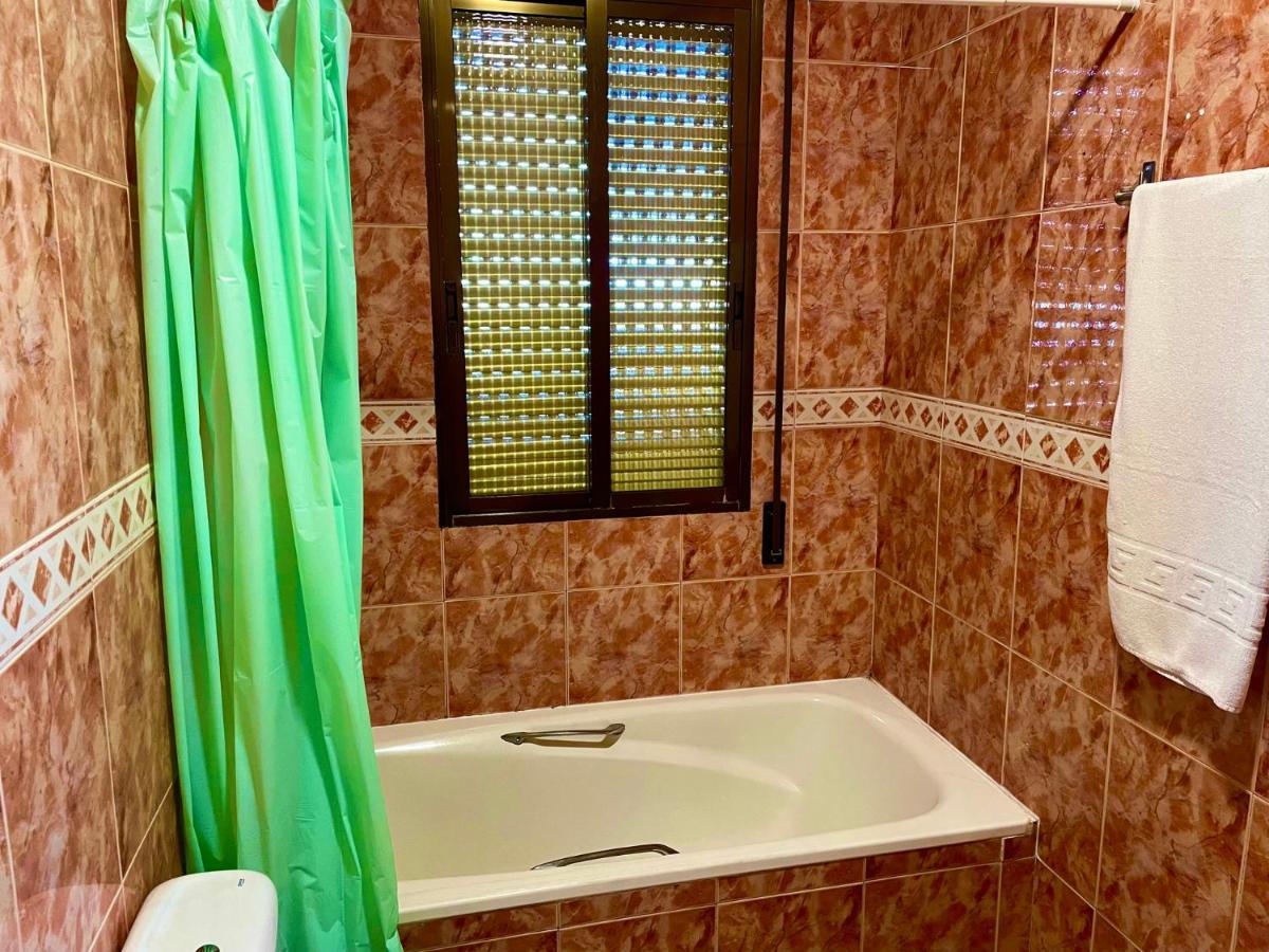 Hostal Torresmancha Ла Гуардия Екстериор снимка