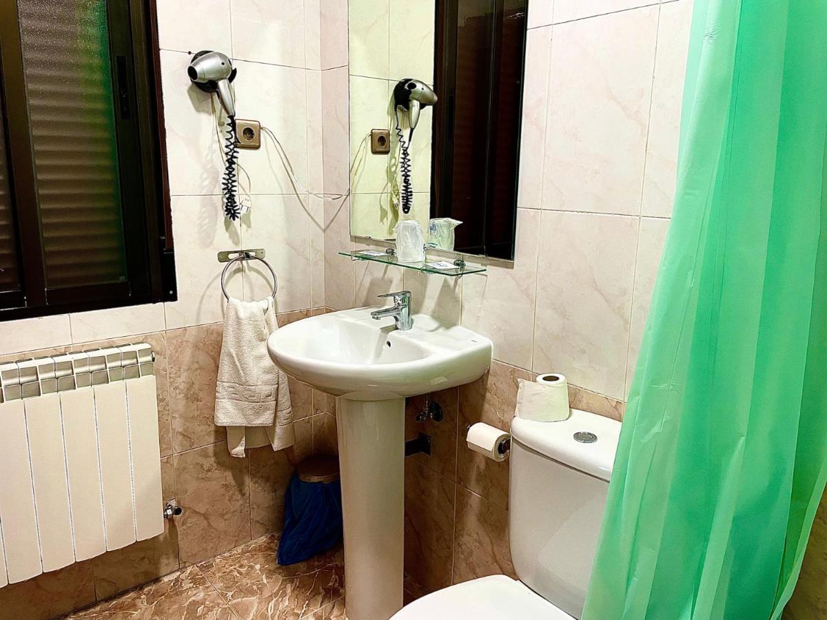 Hostal Torresmancha Ла Гуардия Екстериор снимка